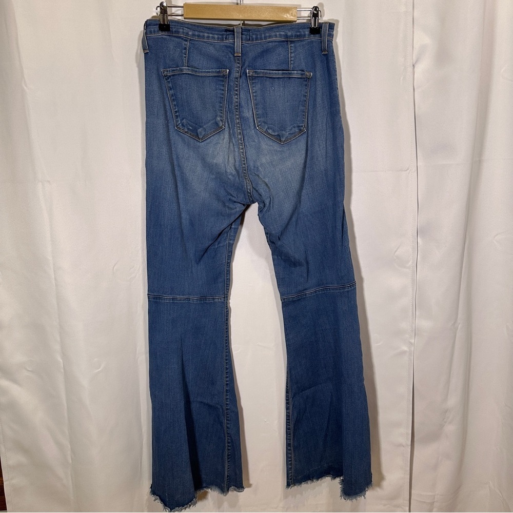 Judy Blue Bell Bottom Women's Jeans - Picture 2 of 10